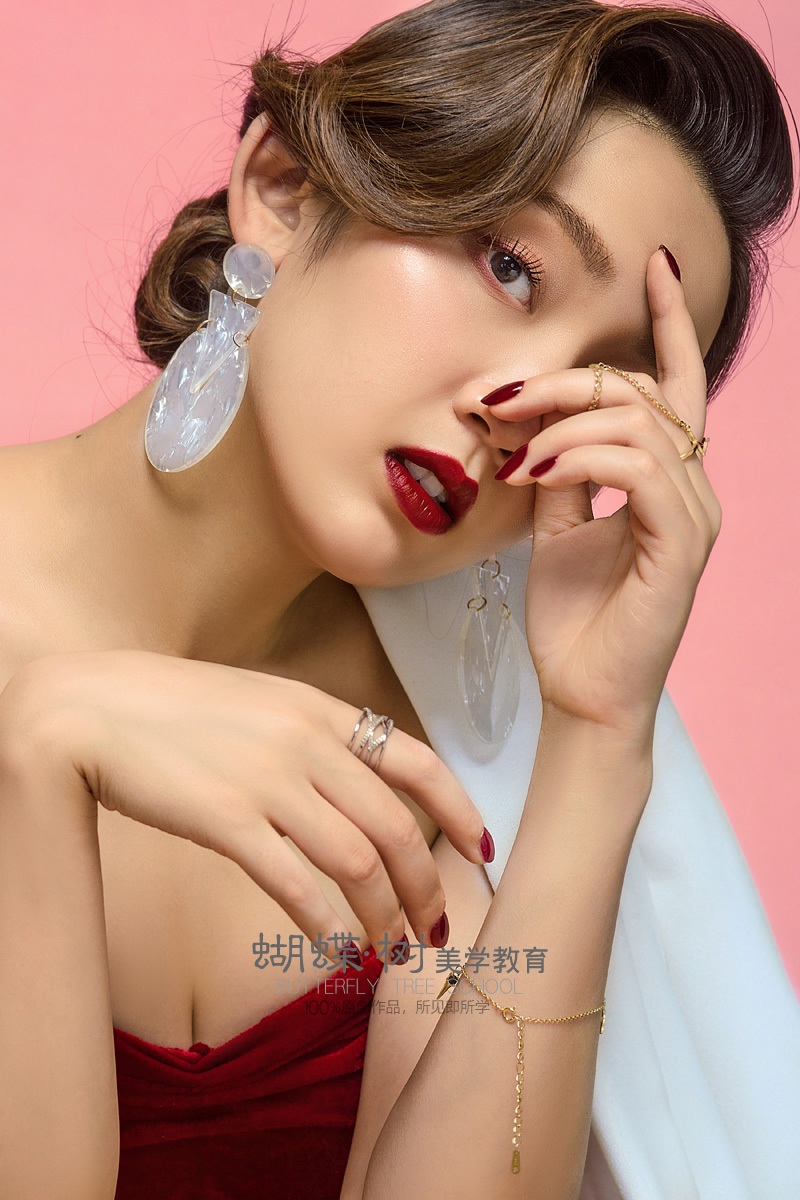 在长沙蝴蝶树化妆培训学校学习化妆怎么样 在长沙蝴蝶树化妆培训学校学习化妆怎么样